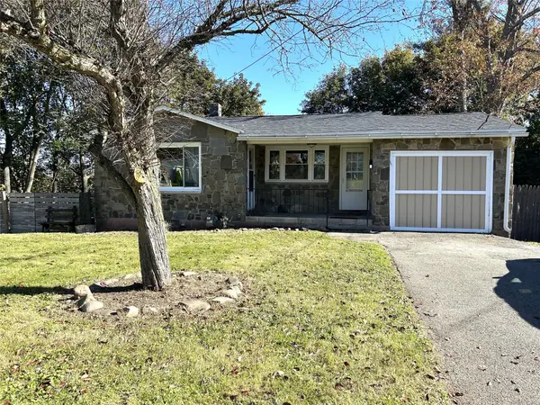 301 Clayton Avenue, Vestal, NY 13850
