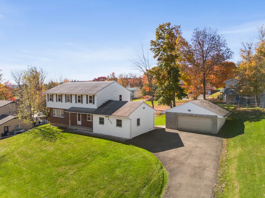 923 Squires Avenue, Endicott, NY 13760 - #2