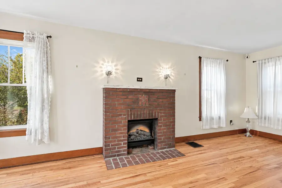 1901 Vestal Road, Vestal, NY 13850 - #2