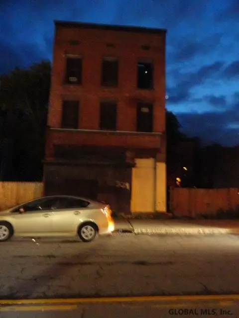 329 S Pearl Street, Albany, NY 12202