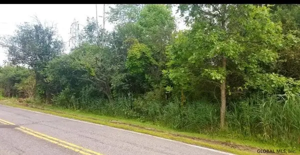 287 Hayes Road, East Greenbush, NY 12061