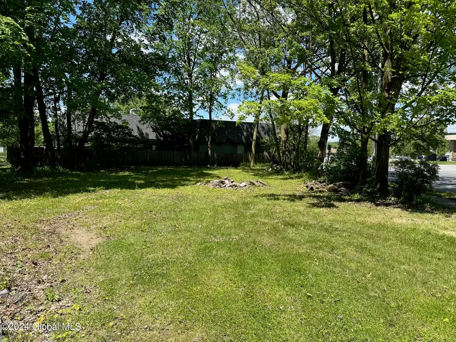 147 South Street, Glens Falls, NY 12801 - Image #2