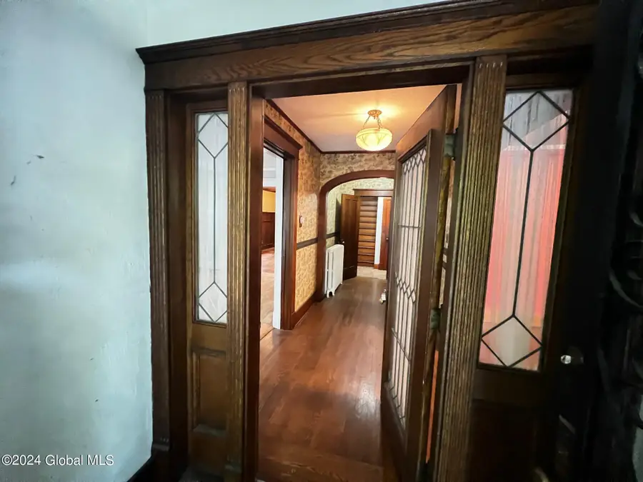 7 Morris Avenue, Schenectady, NY 12308 - Image #2