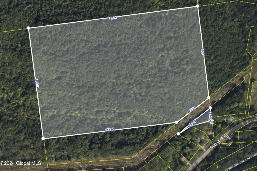 25 Daniels Road, Greenfield, NY 12866 - Image #3