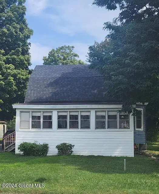 37 Main Street, Ballston Lake, NY 12019 - #2