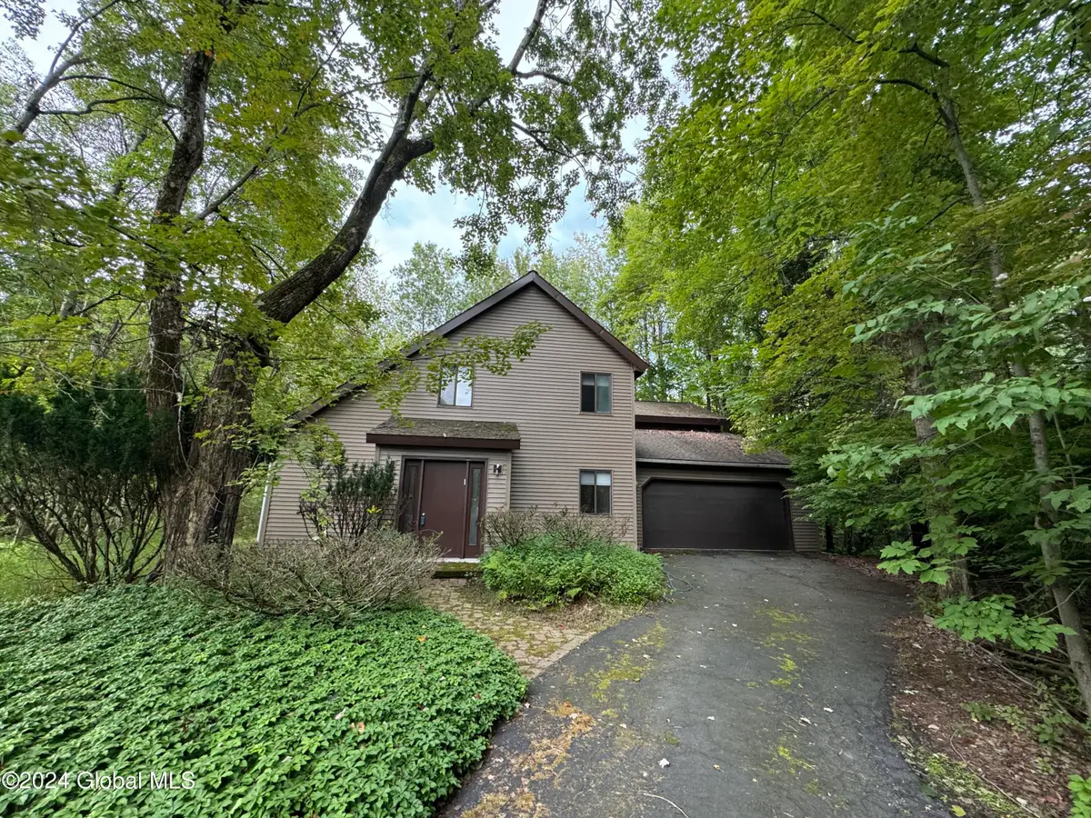 1 Durham Way, Clifton Park, NY 12065 - Image #1