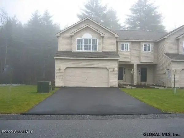 28 Secretariat Lane, Stillwater, NY 12170