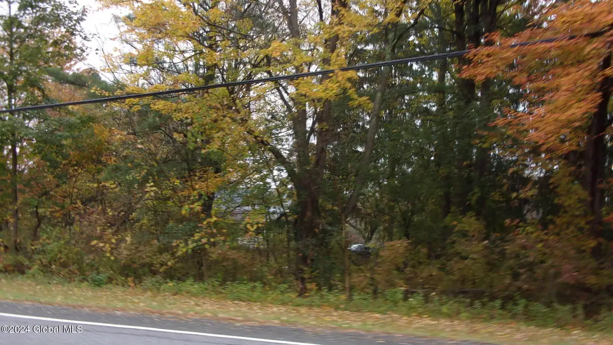 L33 Amsterdam Road, Glenville, NY 12302 - Image #1