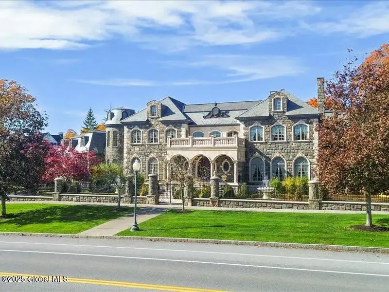 637 North Broadway, Saratoga Springs, NY 12866 - Image #2