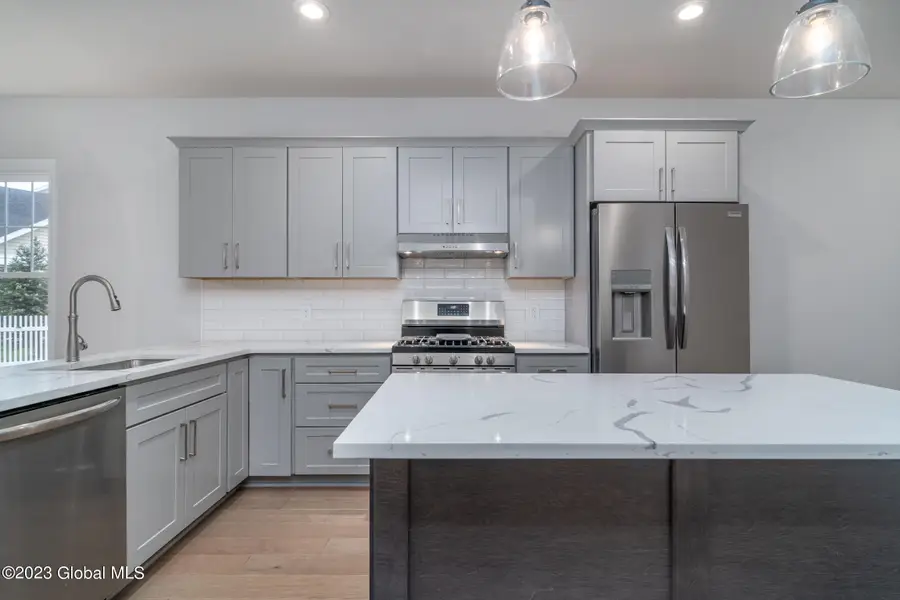 18 Priddle Lane, Colonie Town, NY 12110 - Image #3