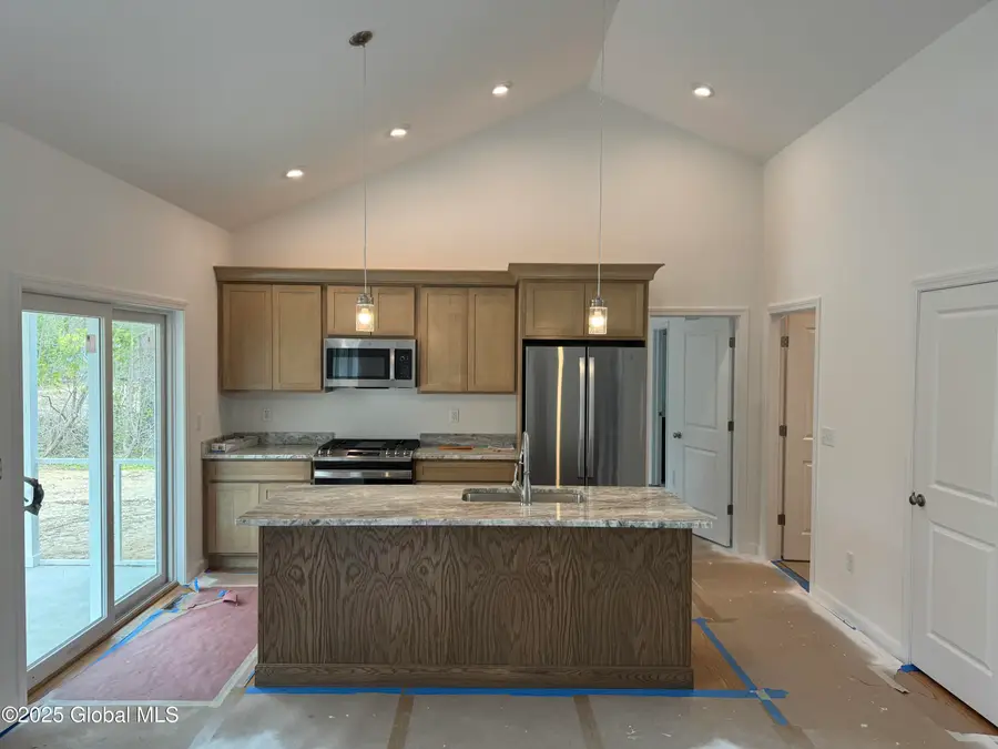 13 Sandy Boulevard, Moreau, NY 12803 - Image #3