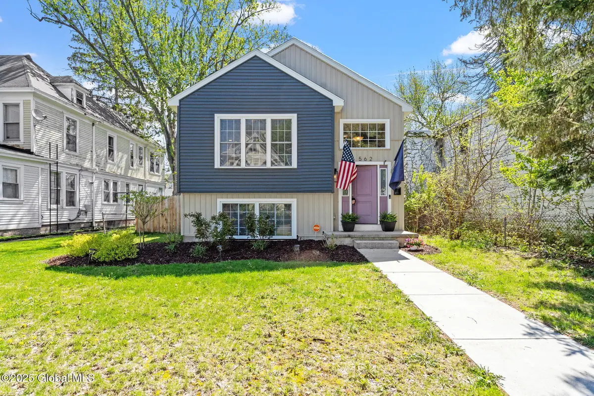 562 3rd Avenue, Troy, NY 12182 - Image #1