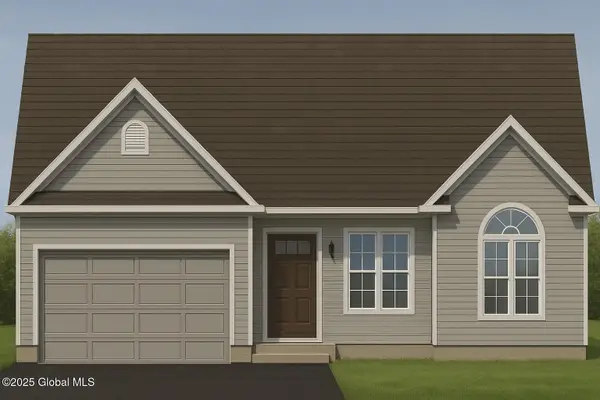 10 Elm Ave East, Bethlehem, NY 12158