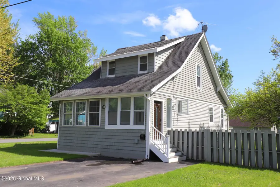 701 Engleman Avenue, Glenville, NY 12302 - Image #2