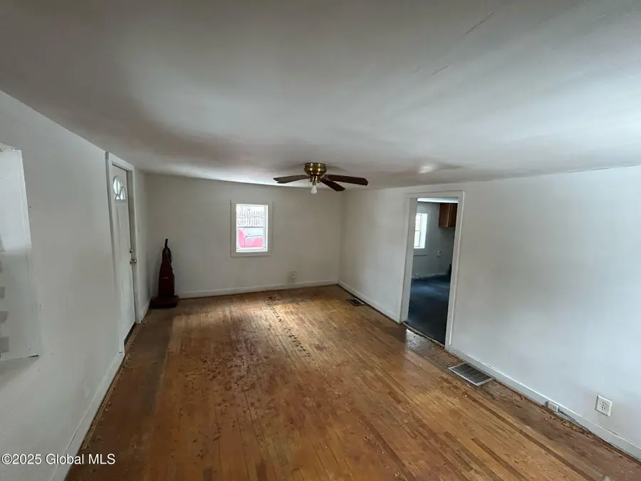 31 Mallory Avenue, Queensbury, NY 12804 - Image #3