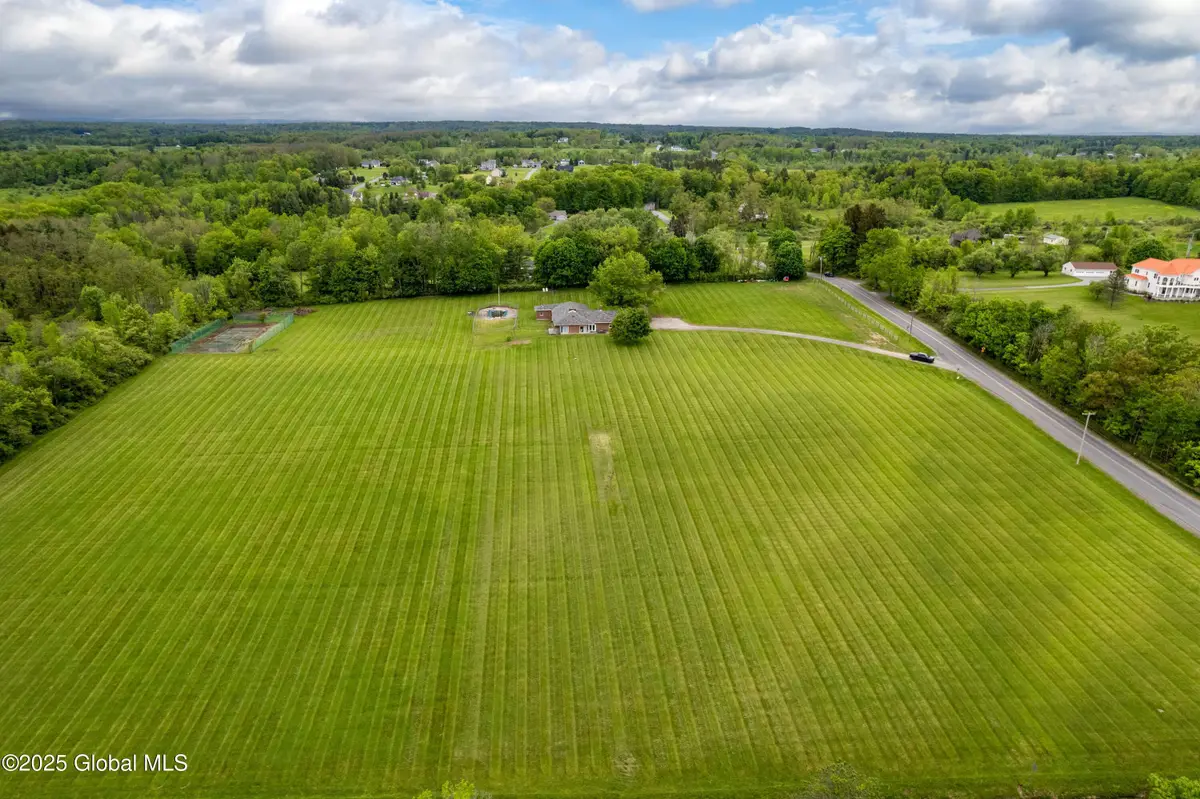 730 Mckay Road, Amsterdam, NY 12010 - Image #1