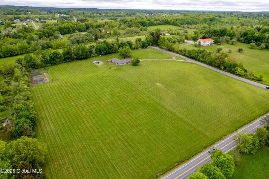 730 Mckay Road, Amsterdam, NY 12010 - Image #3