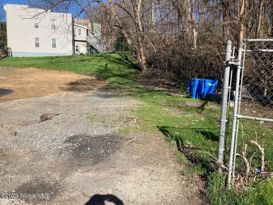 563 S Pearl Street, Albany, NY 12202 - Image #3