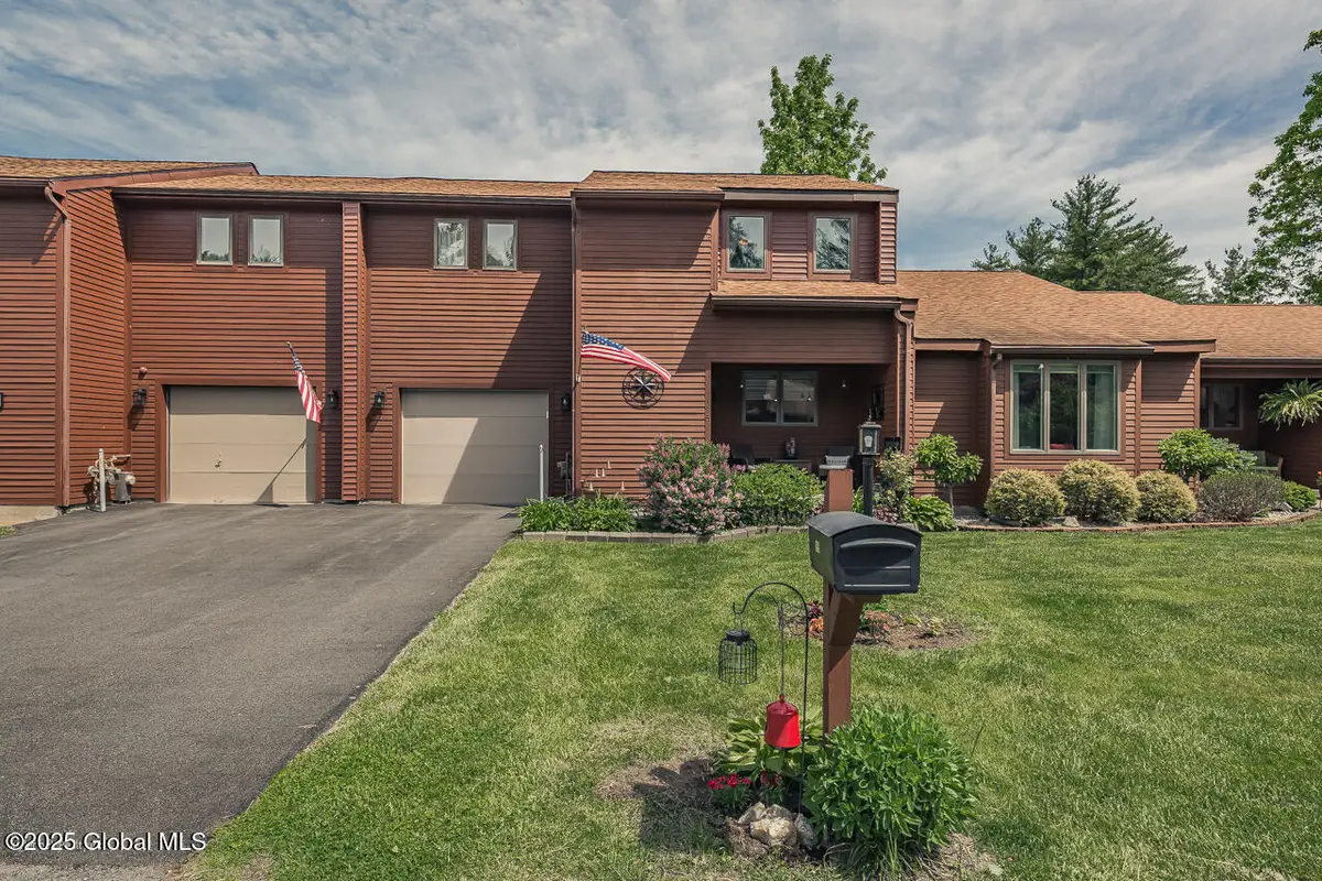 195 Country Club Lane, Fort Johnson, NY 12070 - Image #1