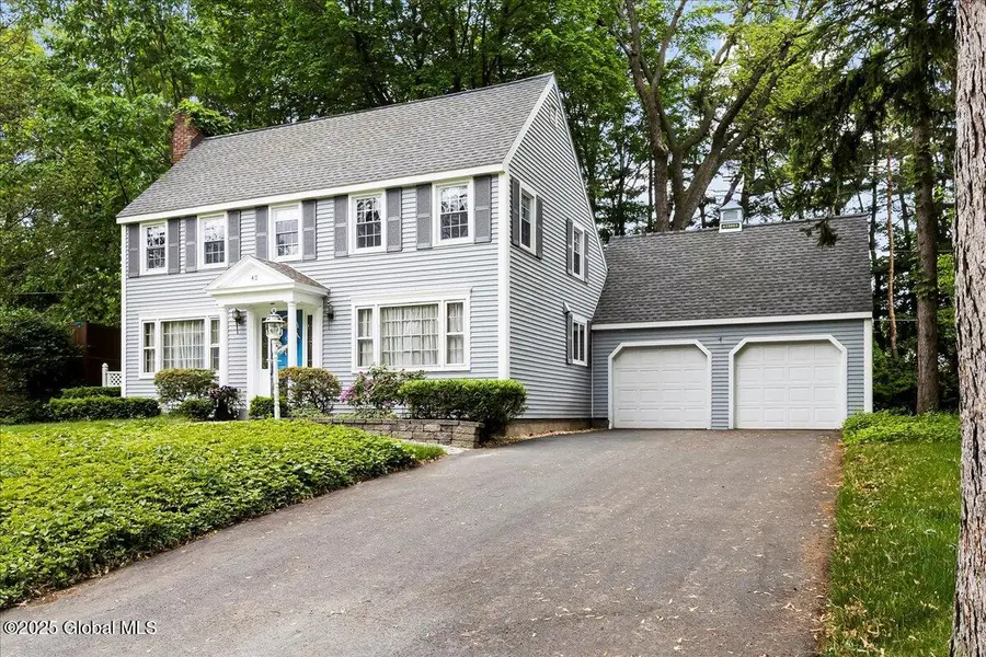 42 Pheasant Ridge Drive, Loudonville, NY 12211 - Image #2