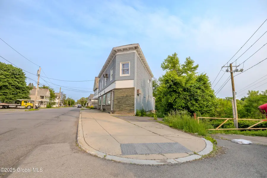 1374 10th Avenue, Schenectady, NY 12303 - Image #3