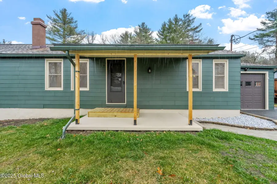 16 Smith Lane, East Greenbush, NY 12144 - Image #3