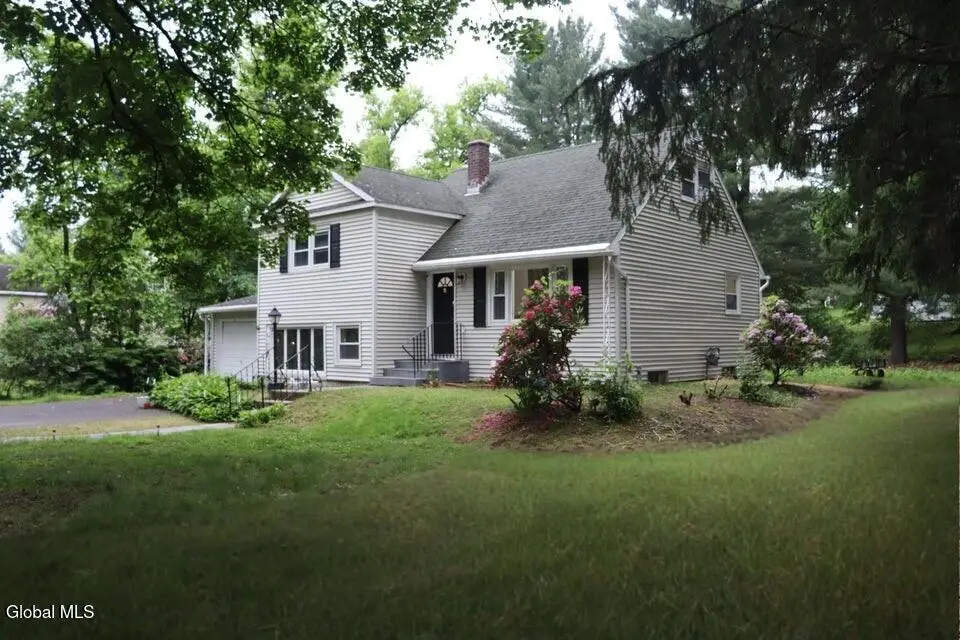 7 Patten Drive, Loudonville, NY 12211 - Image #1