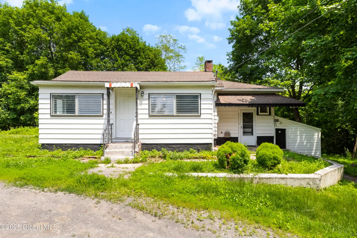 1588 Co Rd 23b, Leeds, NY 12451 - Image #1