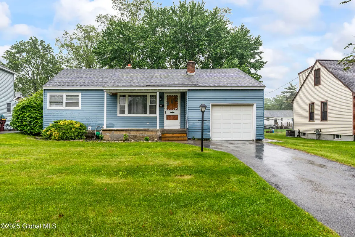 170 Polsin Drive, Rotterdam, NY 12303 - Image #1