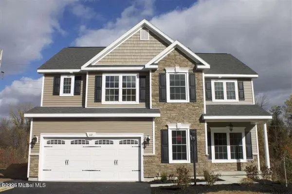 39 Jack Drive, Halfmoon, NY 12118