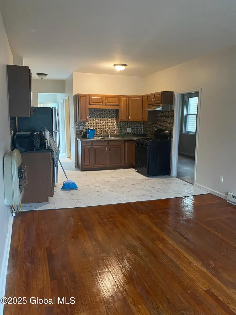 1216 5th Avenue, Troy, NY 12180 - Image #2