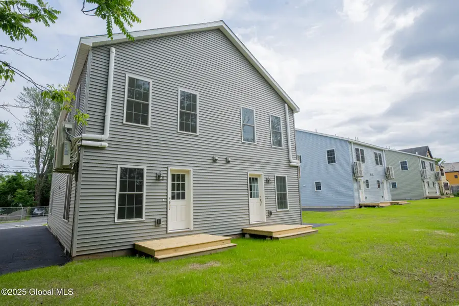 416 Summit Avenue, Schenectady, NY 12307 - Image #3