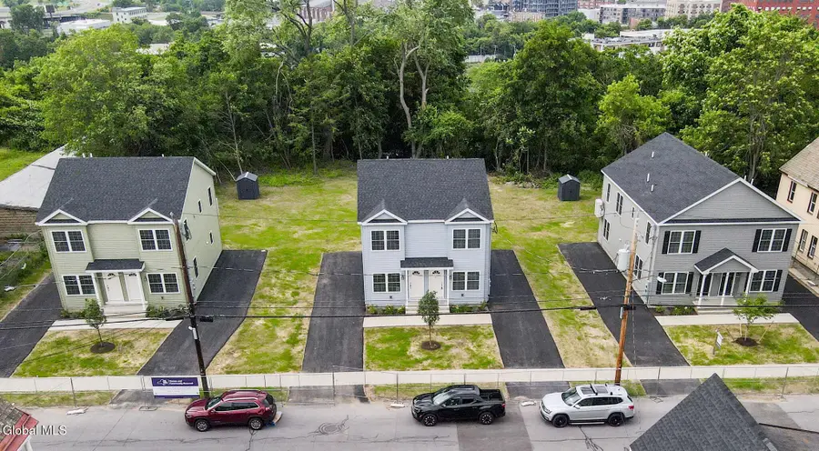 420 Summit Avenue, Schenectady, NY 12307 - Image #3