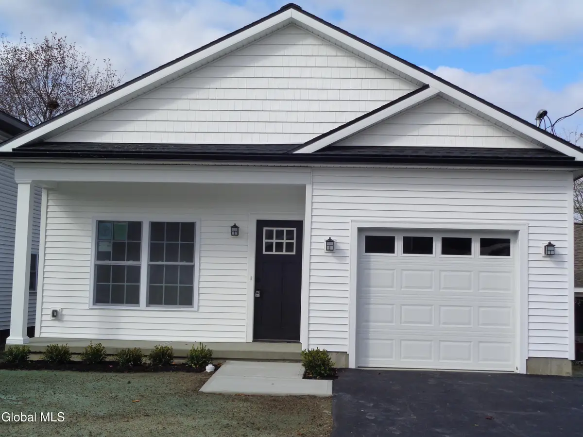 962 Florence Avenue, Schenectady, NY 12303 - Image #1