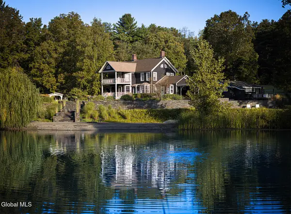 88 Mac Brown Road, Claverack, NY 12513