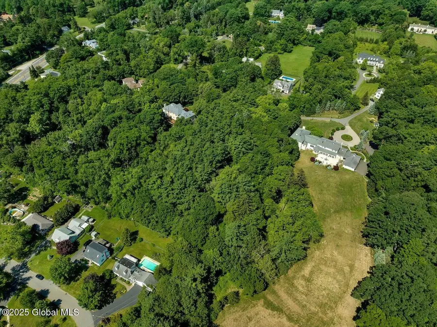 112 Woods Lane, Menands, NY 12204 - Image #2