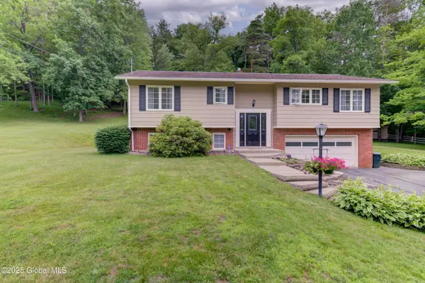 399 W State St Extension, Johnstown, NY 12078