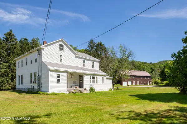 17564 State Route 22, Berlin, NY 12022