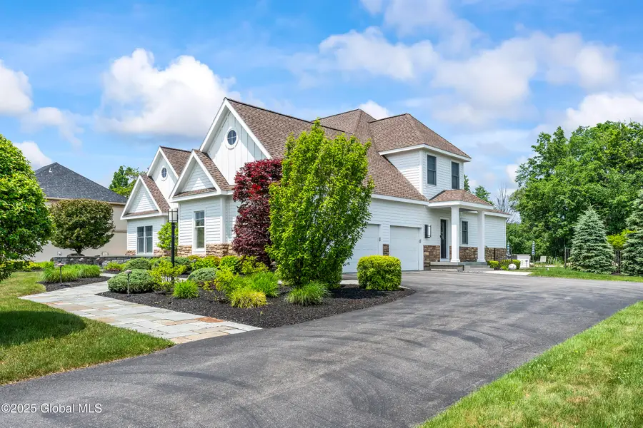 23 Steeple View Drive, Loudonville, NY 12211 - Image #3