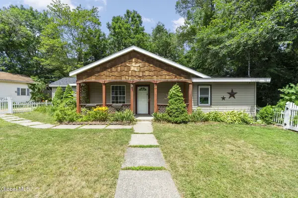 31 Hidley Avenue, North Greenbush, NY 12198