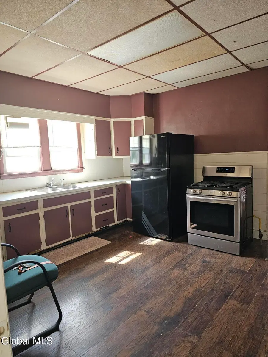 42 Shannon Avenue, Cohoes, NY 12047 - Image #3