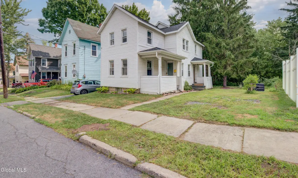 32 S Chase Street, Johnstown, NY 12095 - Image #1