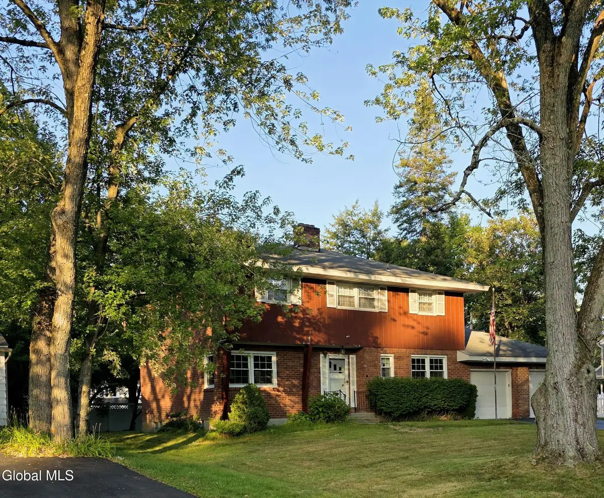 5 Salisbury Road, Bethlehem, NY 12054 - Image #1