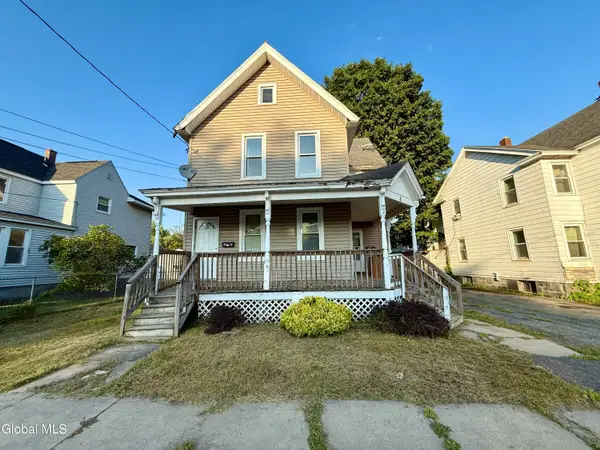 8 Lexington Avenue, Gloversville, NY 12078