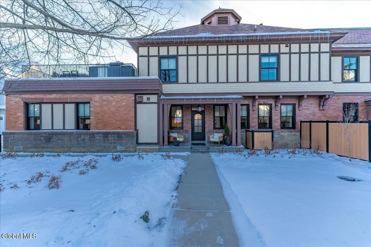 122 Regent Street #Unit 3, Saratoga Springs, NY 12866 - Image #1