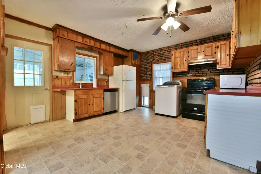 5773 Lake Road, Galway, NY 12074 - Image #2