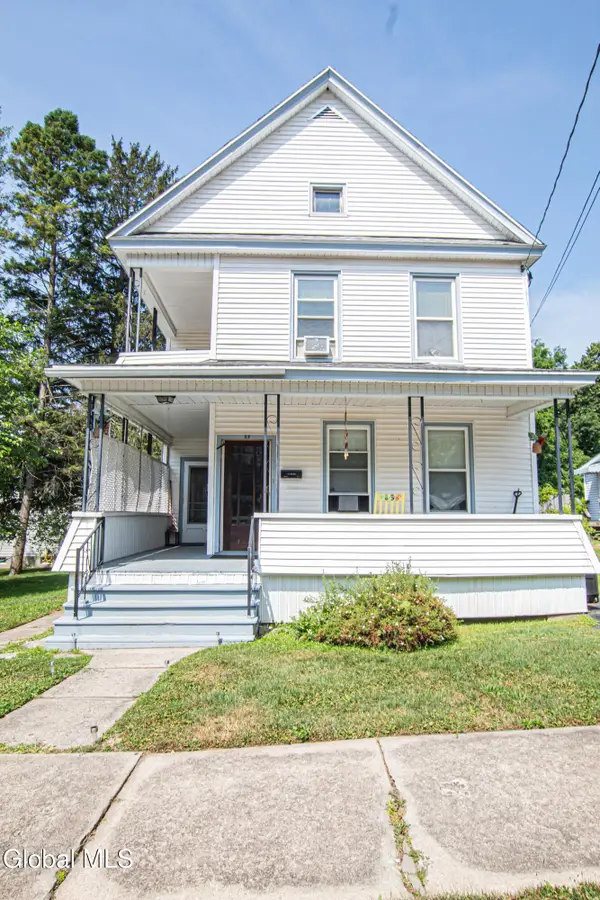 55 Sloane Avenue, Amsterdam, NY 12010