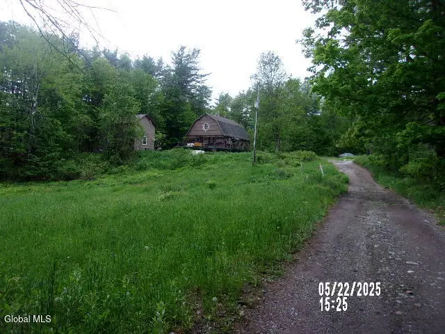 271 Hickey Road, Hampton, NY 12837 - Image #1