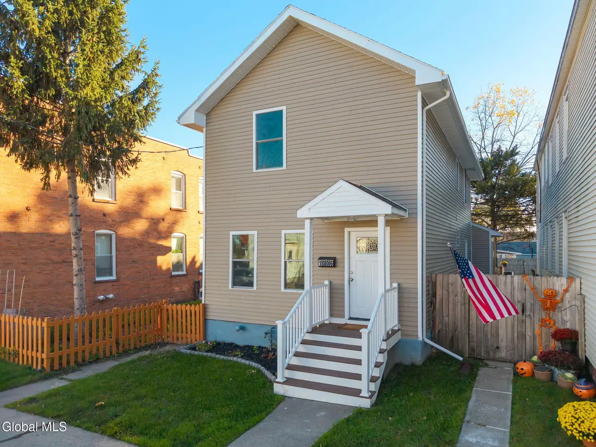 1006 24th Street, Watervliet, NY 12189 - Image #1