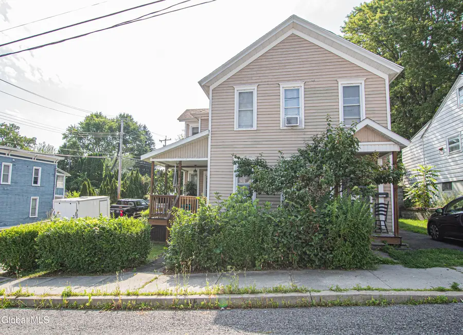 31 Dewitt Street, Amsterdam, NY 12010 - Image #2